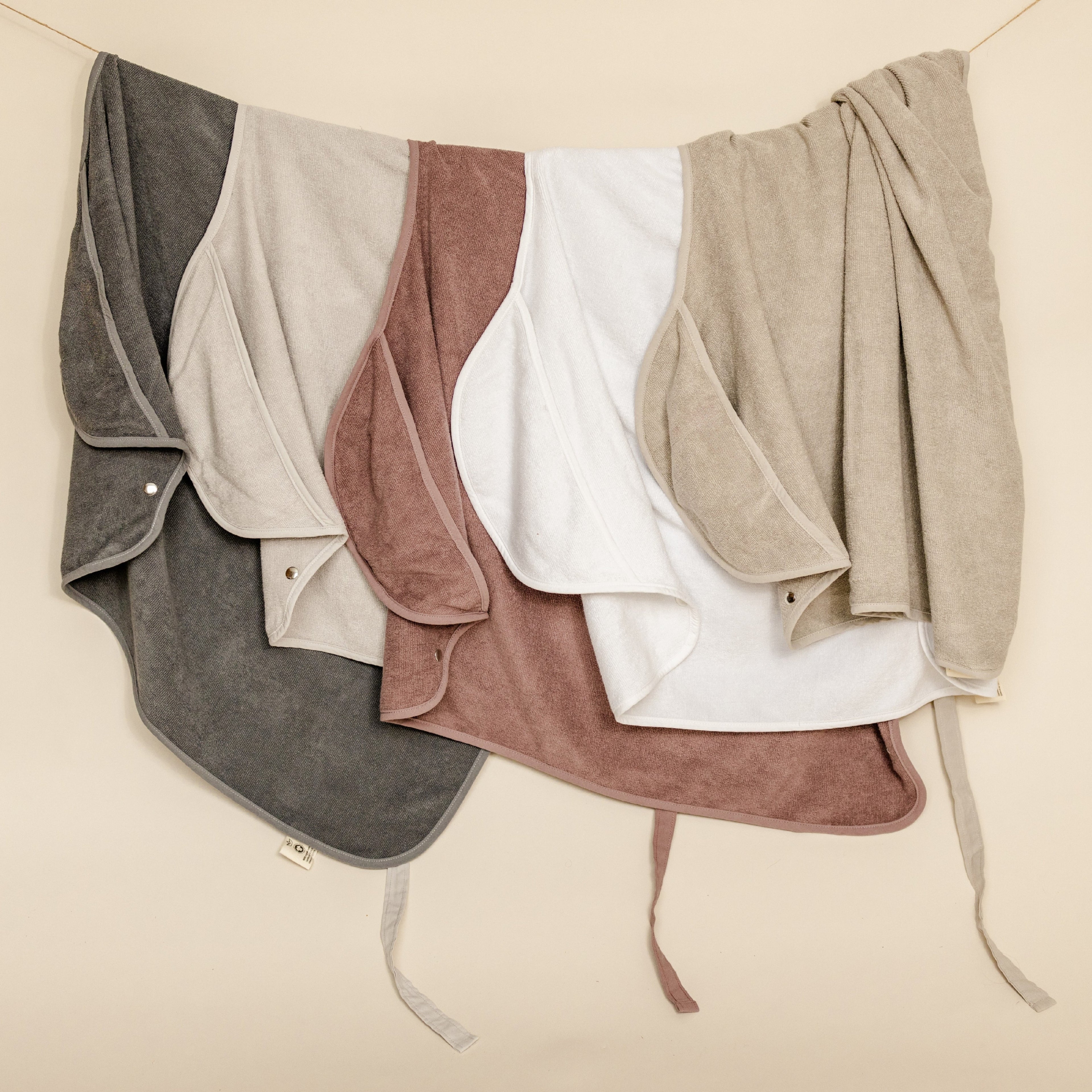 Kraamcadeau Set – Bobbé Badcape & Cuddle Goose